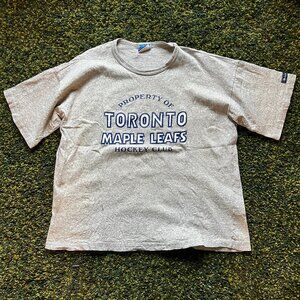 Champion Vintage Toronto Maple Leafs Shirt (women's XL)
